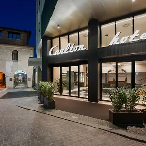 4* Szálloda Carlton